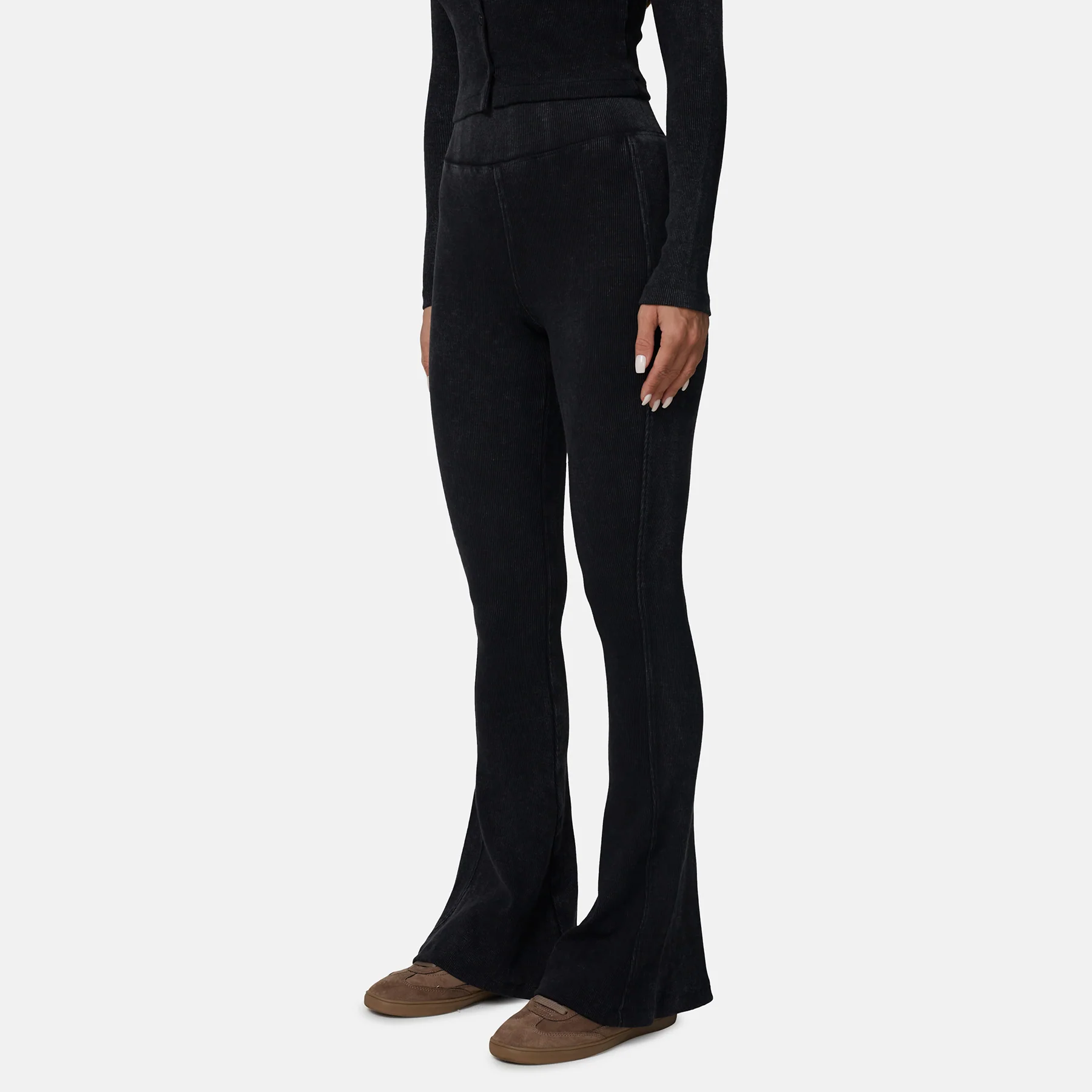 Monogram Ribbed Washed Black Leggings - Image 2