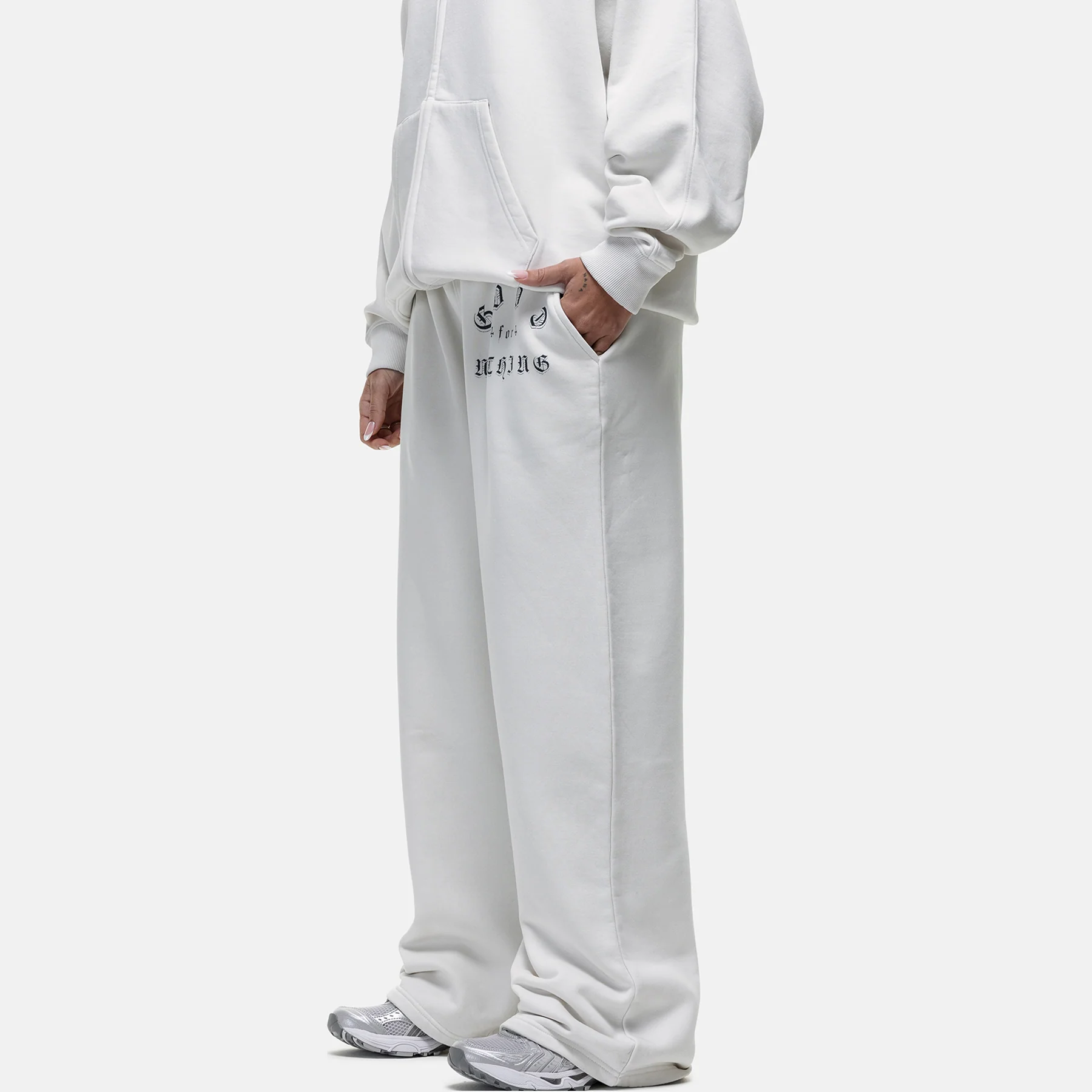 Sprayed Cali Off White Baggy Jogger - Image 2