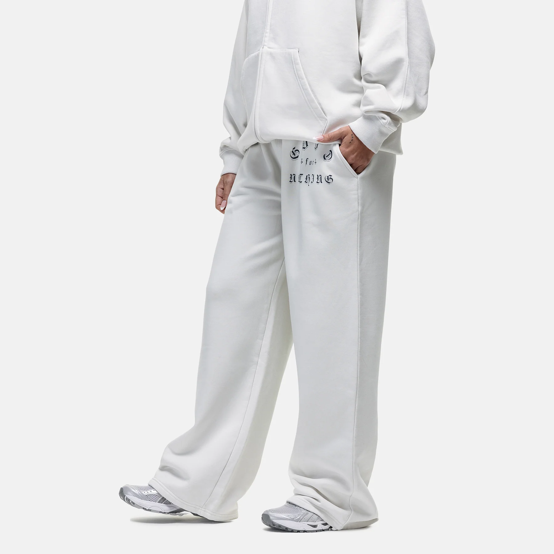 Sprayed Cali Off White Baggy Jogger - Image 4