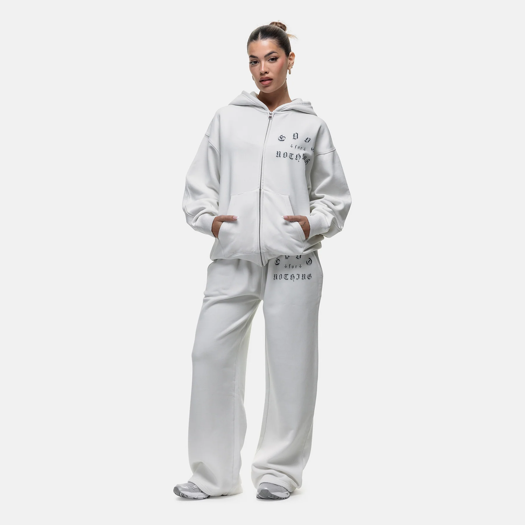 Sprayed Cali Off White Baggy Jogger - Image 5