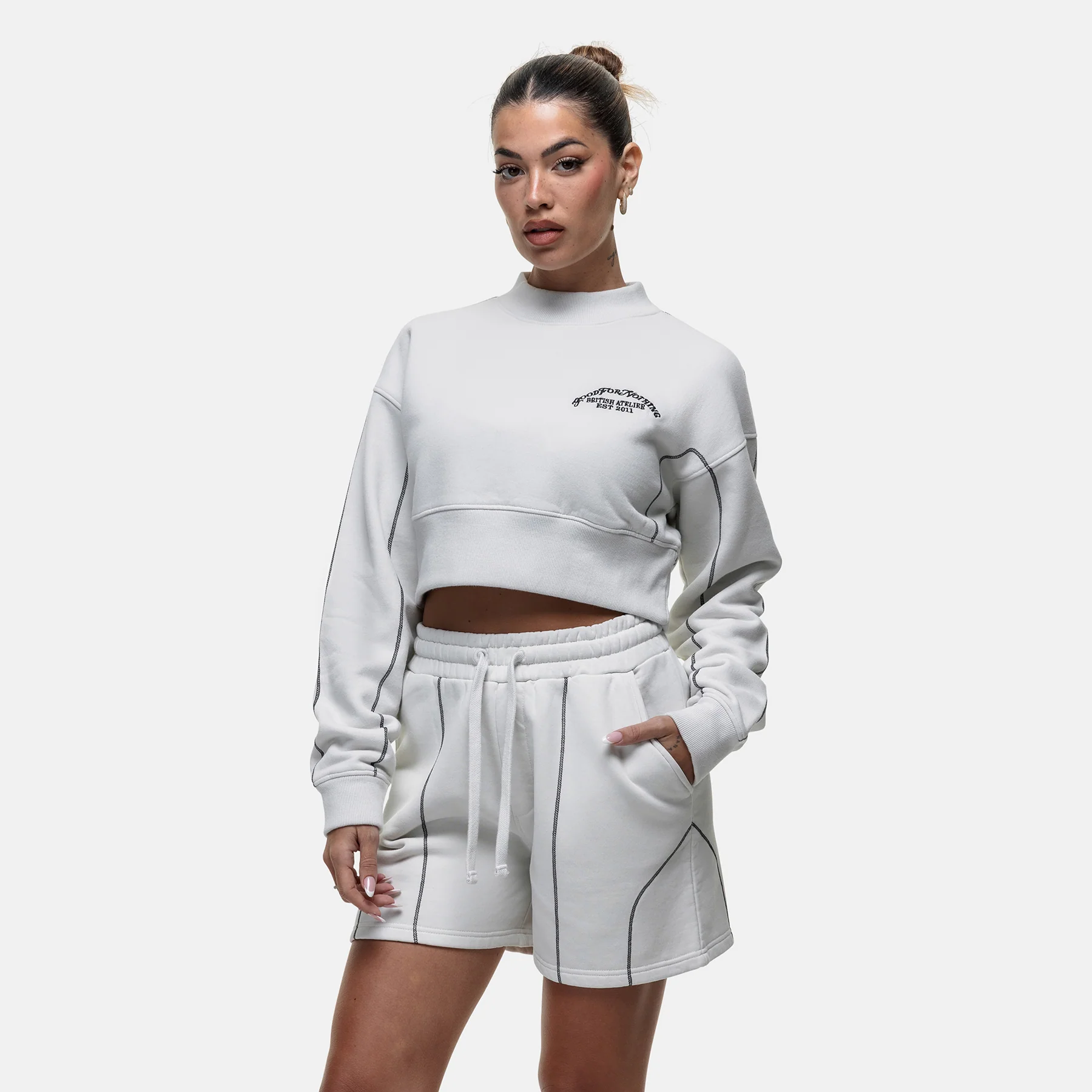 Overlock Vintage White Shorts - Image 4