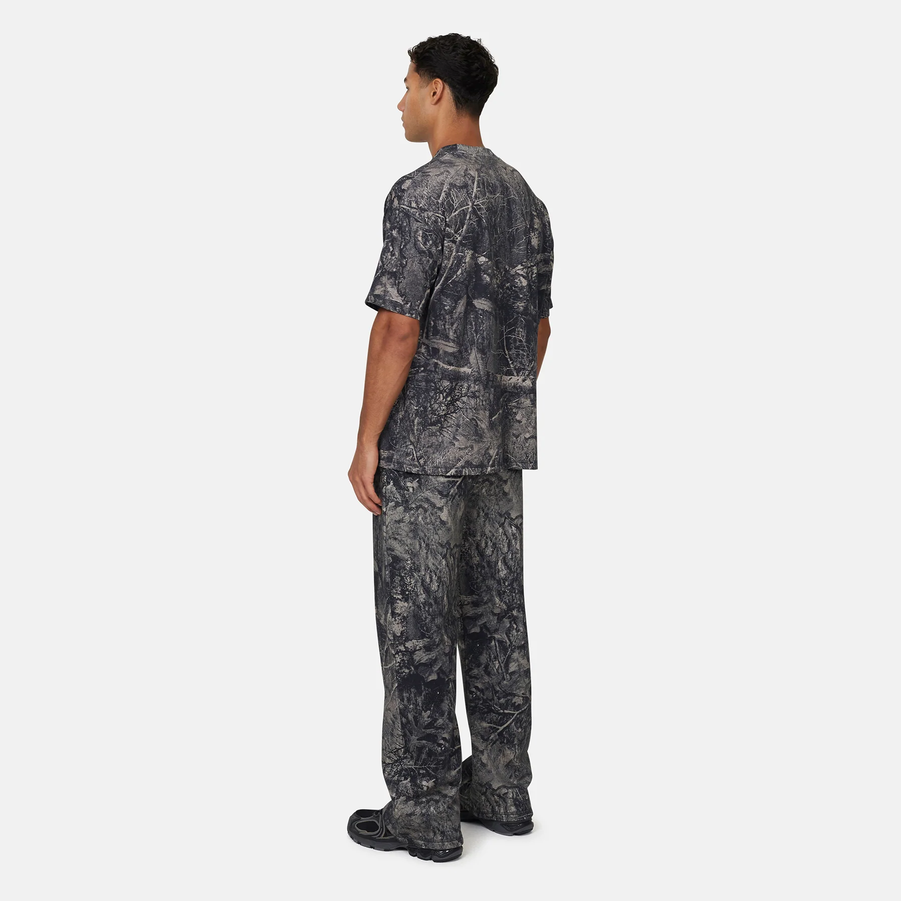 Woodland Camo Black Sweatpants - Image 4